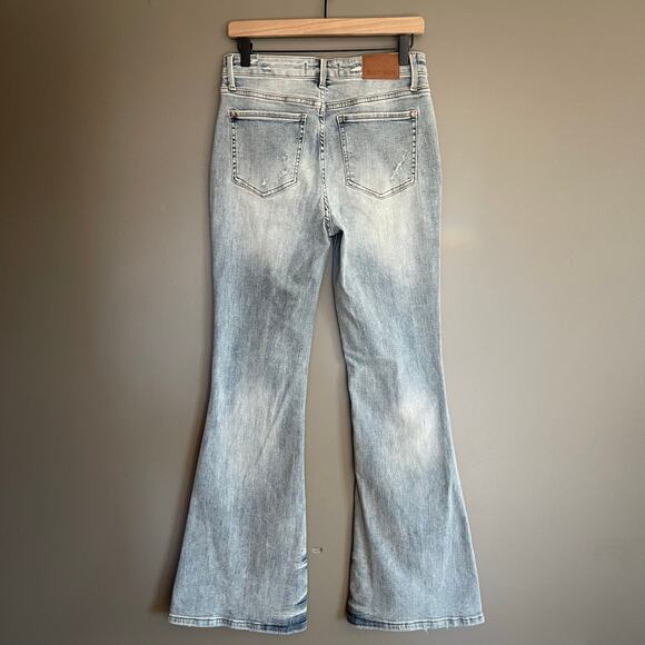 Judy Blue Megan Mid Rise Tinted Pin Tack Detail Flare Jeans Size 28 Blue Stretch - Picture 10 of 16